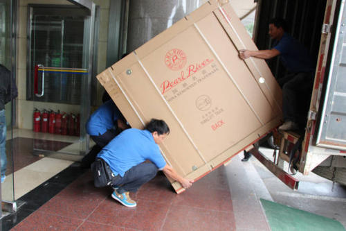 平武钢琴贵重工艺品无忧运